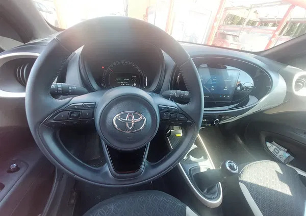 toyota Toyota Aygo X cena 71900 przebieg: 7780, rok produkcji 2023 z Wieluń